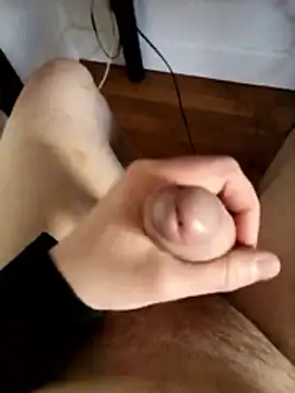 lovedoggy03 online show from 03-25-26, 05:41