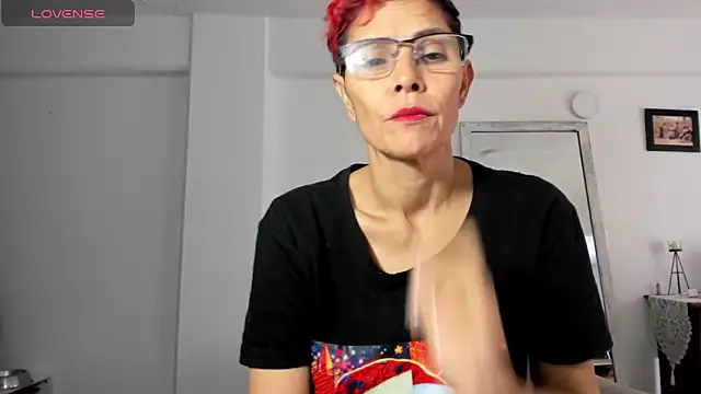 MireyaTorresGu online show from 02-13-25, 02:09