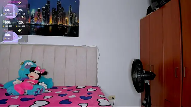 Snapshot of abigail_smith18 chatting on 01-15-26, 07:17 abigail smith18 online show from 01-15-26, 07:17