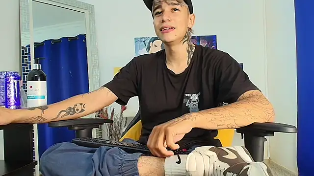 Zacktk7 online show from 03-11-25, 08:09