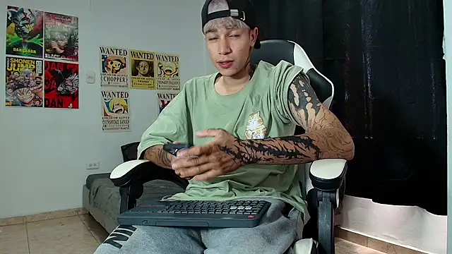 Zacktk7 online show from 03-17-25, 06:32