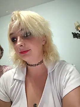 IzanamiNova online show from 07-27-26, 04:03