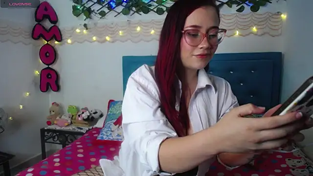 zarquita99 online show from 12-11-24, 12:23