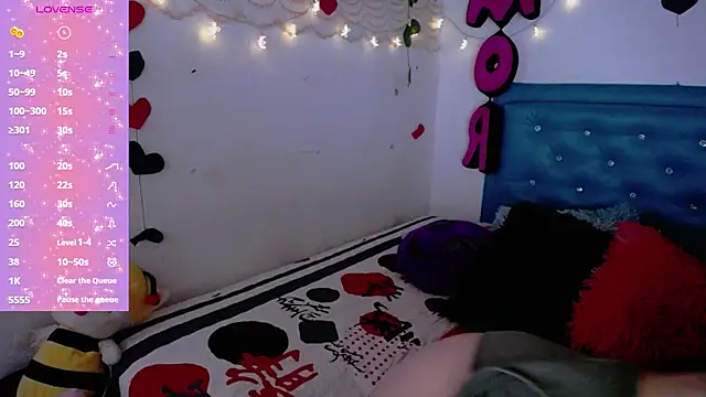 zarquita99 online show from 02-26-25, 12:36