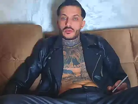 MentoXXL online show from 11-01-25, 05:26