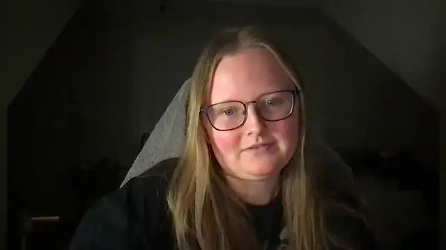 Snapshot of lexie_lilacs chatting on 01-26-25, 12:05 lexie lilacs online show from 01-26-25, 12:05