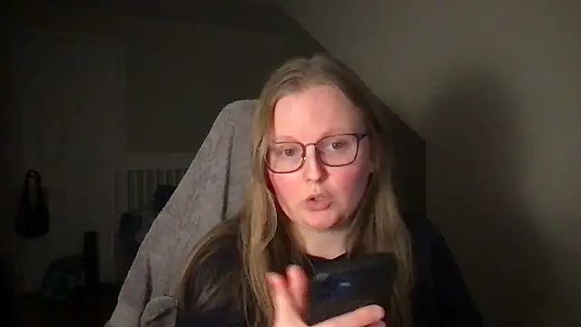 Snapshot of lexie_lilacs chatting on 02-19-25, 11:57 lexie lilacs online show from 02-19-25, 11:57