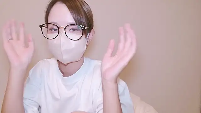 Snapshot of _hina_chan_ chatting on 06-10-26, 01:54 hina chan online show from 06-10-26, 01:54