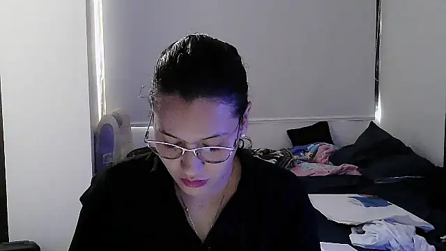 luxandracon23 online show from 10-08-25, 05:43