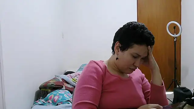 luxandracon23 online show from 02-13-26, 09:33