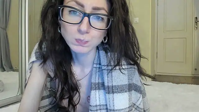 Baby Jewel online show from 02-22-25, 02:19