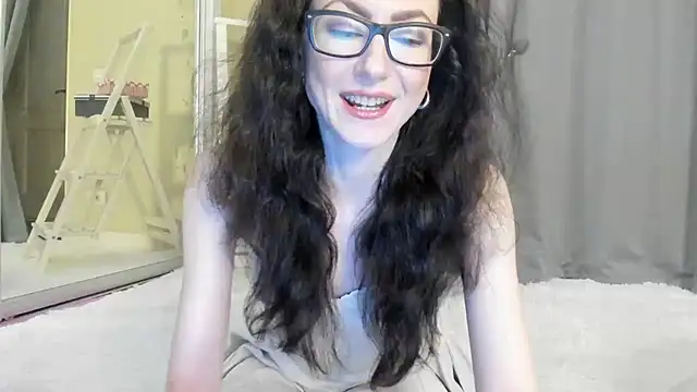 Baby Jewel online show from 10-04-25, 10:24