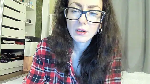 Baby Jewel online show from 10-22-25, 10:15