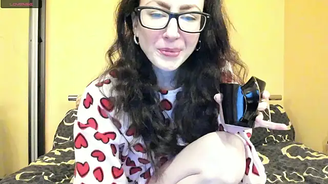 Baby Jewel online show from 03-11-26, 11:16