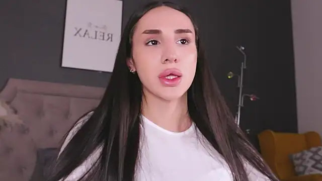 Kim Oberlin  online show from 10-05-25, 04:05