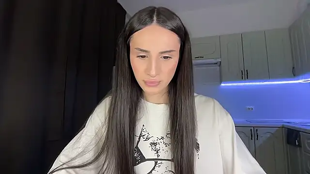 Kim Oberlin  online show from 03-19-26, 04:22