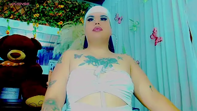 nauthyvalentina online show from 03-18-26, 01:58