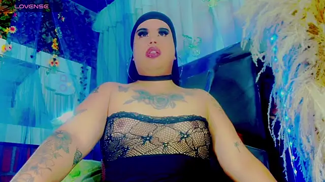 nauthyvalentina online show from 04-19-26, 01:43