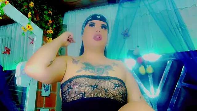 Snapshot of nauthyvalentina chatting on 06-09-26, 03:12 nauthyvalentina online show from 06-09-26, 03:12