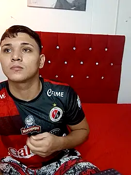 couple lovelyds online show from 02-05-25, 06:48