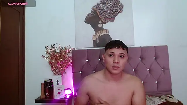 couple lovelyds online show from 09-28-25, 08:36