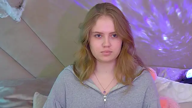 SelinSwarovski online show from 11-04-25, 04:22