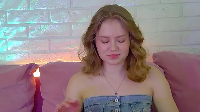 SelinSwarovski online show from 11-27-25, 06:21