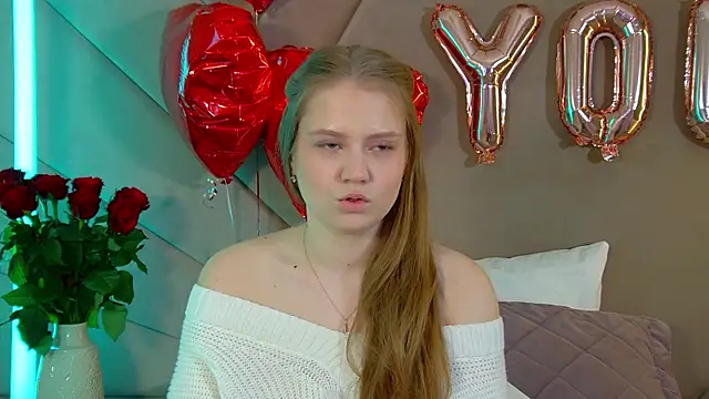 SelinSwarovski online show from 02-16-26, 04:47