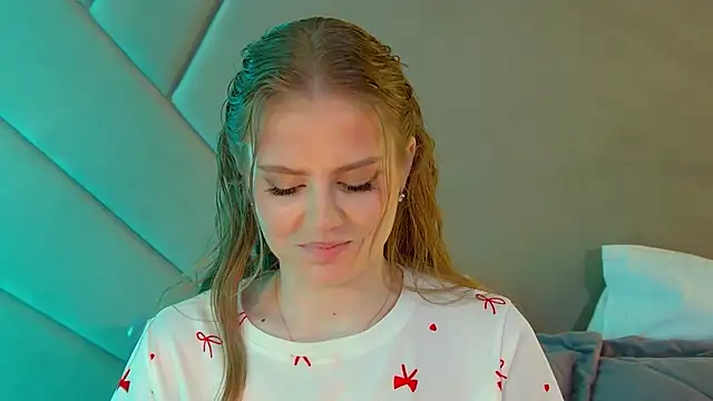 SelinSwarovski online show from 03-11-26, 04:46