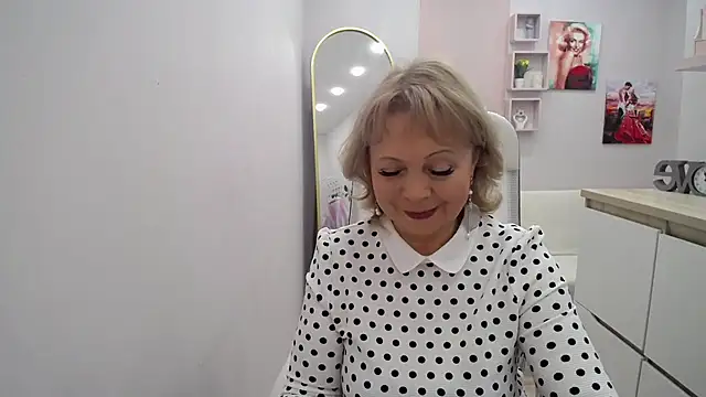 Milla Cutie18 online show from 02-16-26, 05:14