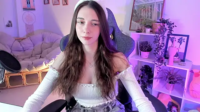 AveAngela online show from 12-23-24, 03:29