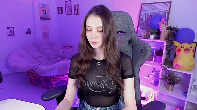 AveAngela online show from 02-05-25, 08:25