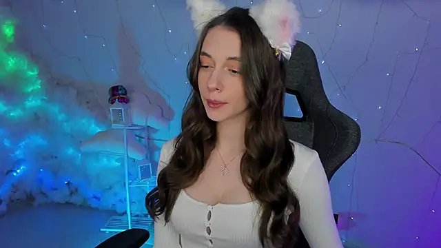 AveAngela online show from 02-22-25, 09:04