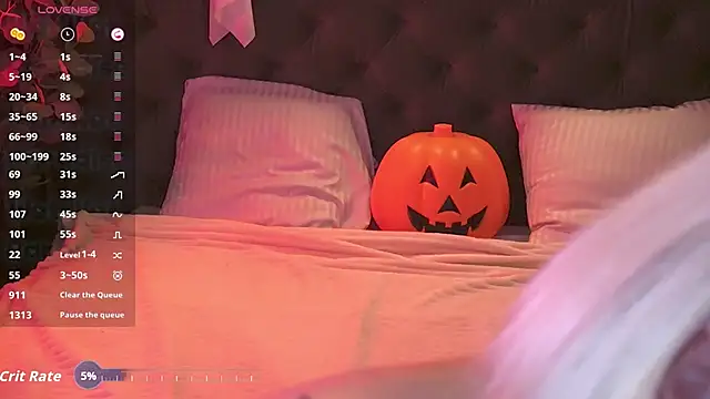 ZaraReignn online show from 10-26-25, 08:37