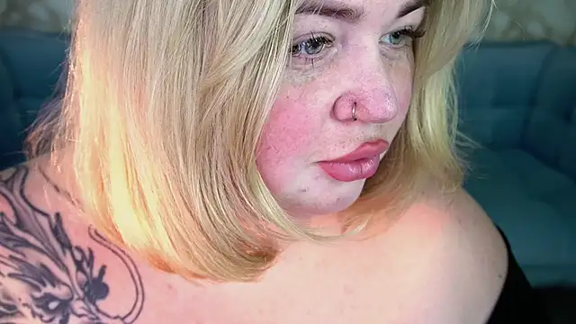 ZaraReignn online show from 04-01-26, 08:50