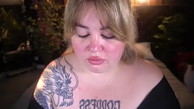 ZaraReignn online show from 08-06-26, 08:11