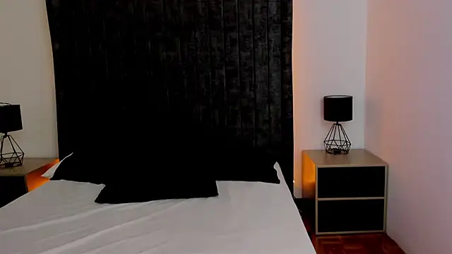 Snapshot of NataGarcia chatting on 10-29-25, 09:38 NataGarcia online show from 10-29-25, 09:38