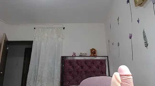 Snapshot of jaky_reyes chatting on 03-01-25, 02:15 jaky reyes online show from 03-01-25, 02:15