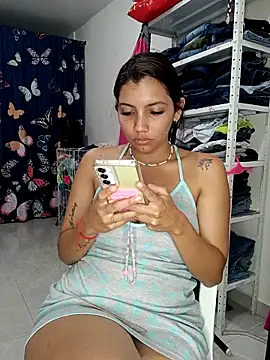 Snapshot of jaky_reyes chatting on 03-04-25, 03:33 jaky reyes online show from 03-04-25, 03:33