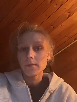 Snapshot of KatiKate chatting on 06-18-26, 06:34 KatiKate online show from 06-18-26, 06:34