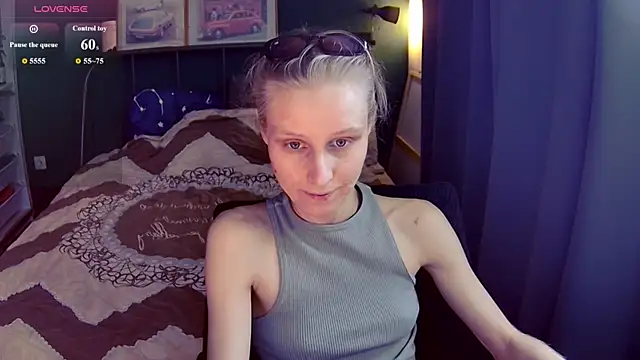 Snapshot of KatiKate chatting on 07-10-26, 03:25 KatiKate online show from 07-10-26, 03:25