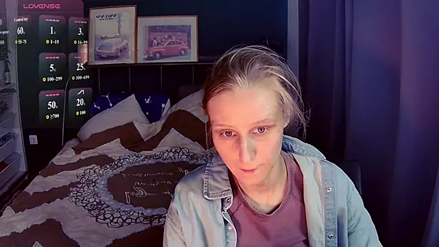 Snapshot of KatiKate chatting on 07-12-26, 04:53 KatiKate online show from 07-12-26, 04:53