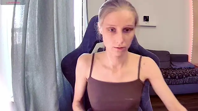 Snapshot of KatiKate chatting on 07-31-26, 02:27 KatiKate online show from 07-31-26, 02:27