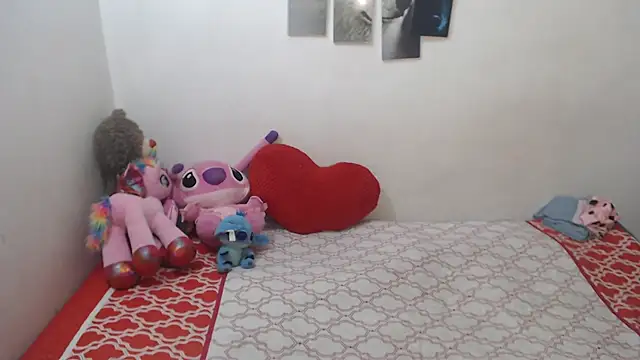 Pocahontas Princess  online show from 04-26-26, 09:45