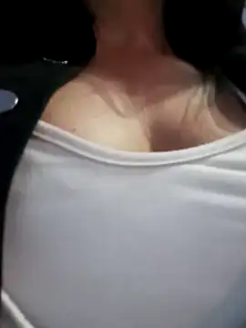 celeste-30  online show from 02-08-25, 11:24