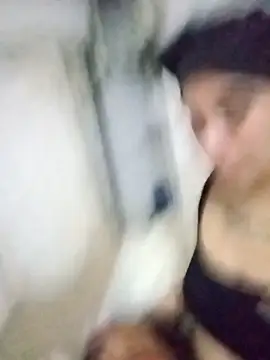 Marilin Jessie online show from 10-25-25, 05:15