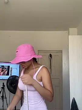 Mia petite01 online show from 03-09-25, 05:28