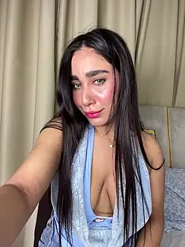 Snapshot of Meryem_Queen chatting on 07-15-26, 11:32 Meryem Queen online show from 07-15-26, 11:32