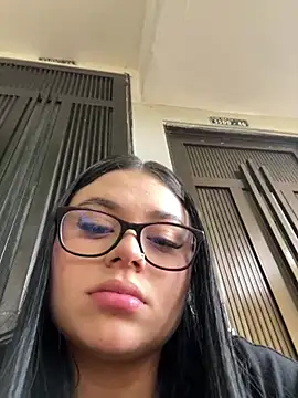 alissonfernandez  online show from 05-18-26, 08:36