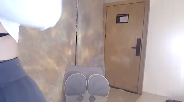 Snapshot of puppy-mango chatting on 12-09-24, 05:40 puppy-mango online show from 12-09-24, 05:40